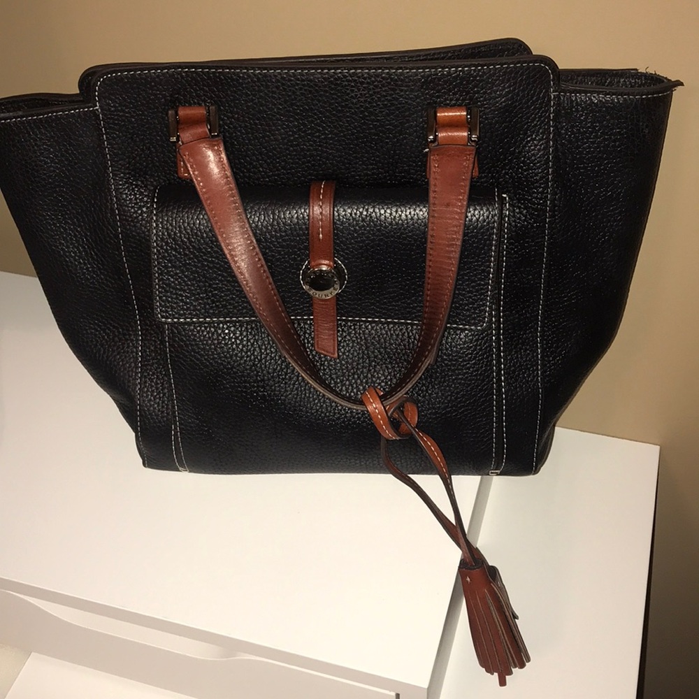 AUTHENTIC DOONEY & BOURKE PURSE